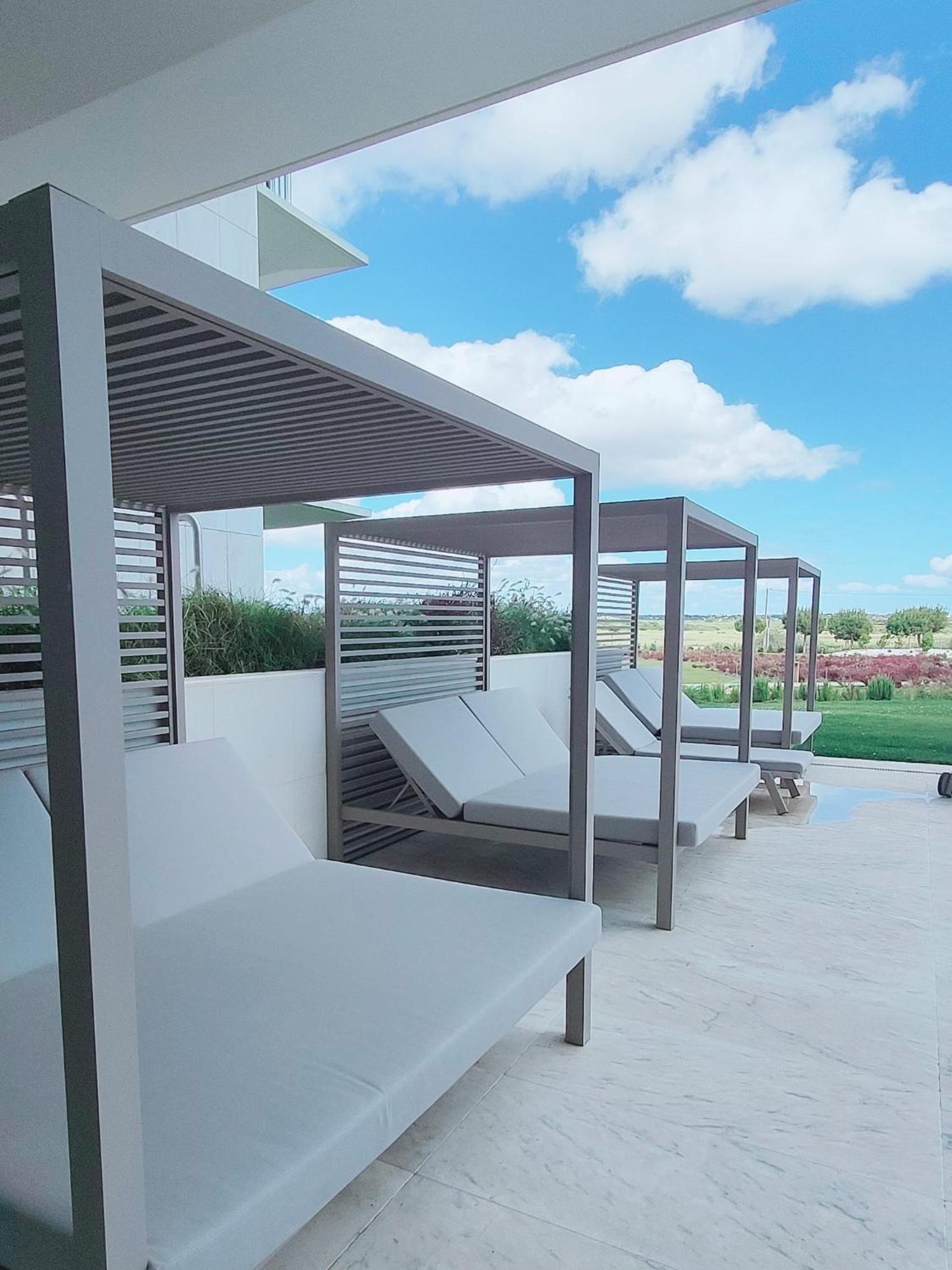 Bayline- Beachfront And Pool Armação de Pêra 外观 照片
